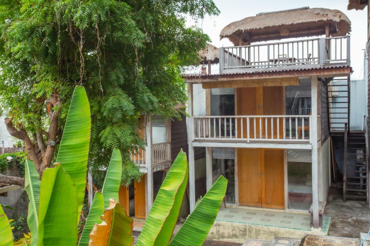 Hotel Tree House 2*